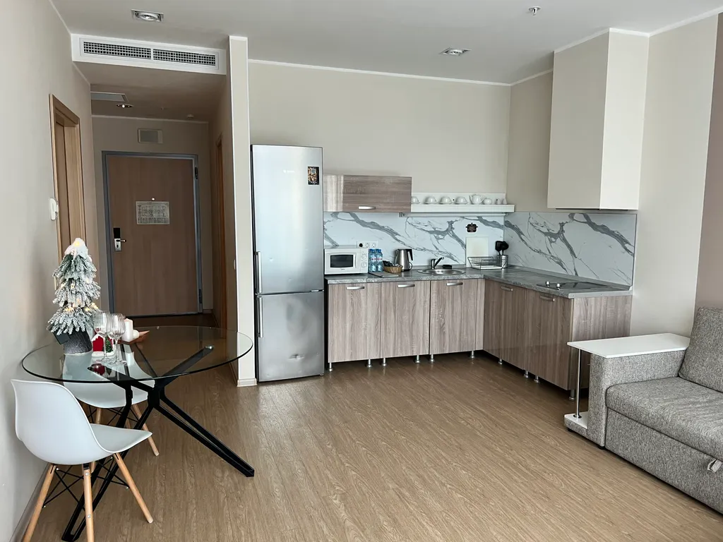 Квартира Квартира Апартамент 67 м кв с панорамным видом на море в апарт отеле Brevis — Сочи