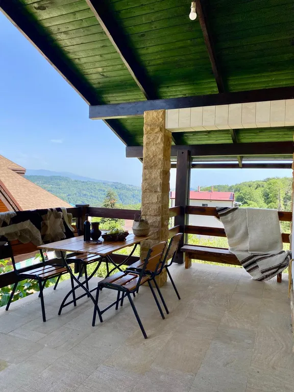 Коттедж Дом у леса — Сочи