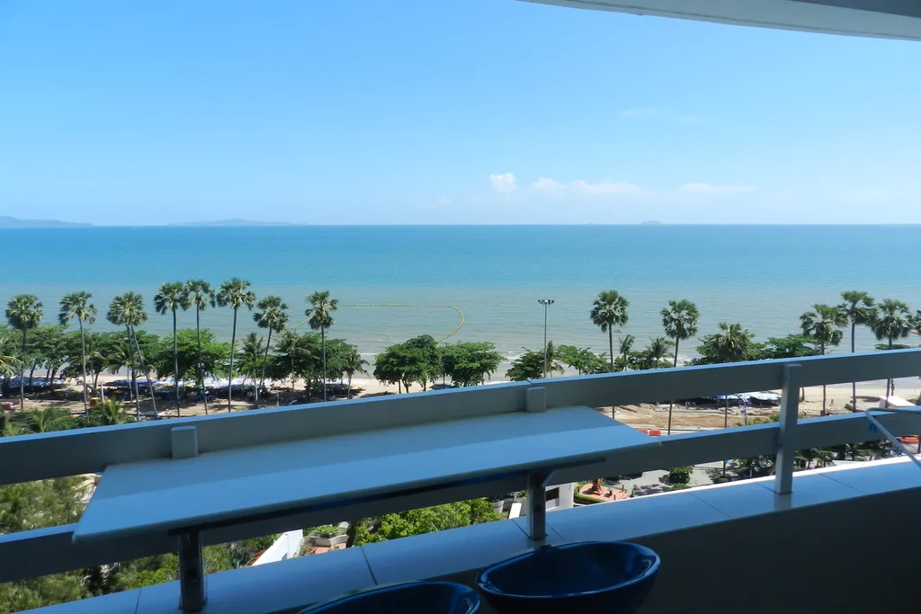 Студия с фронтальным видом на море у пляжа Джомтьен