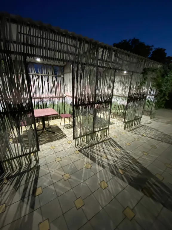 Комната в частном доме с отдельной кухней