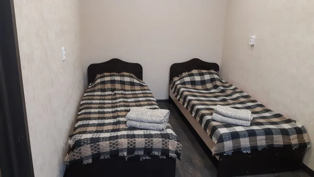 Двухкомнатная квартира с современным ремонтом в центре Норильска