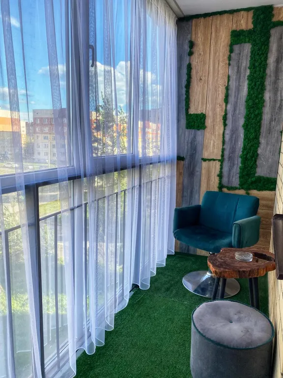 Светлая, уютная квартира — аренда посуточно в Псков