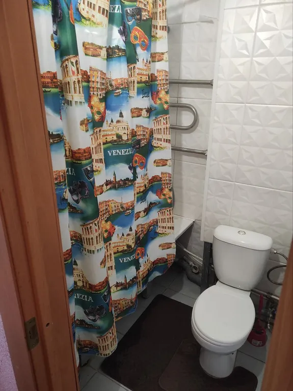 Счастливая матрешка евротрешка у глазной клиники