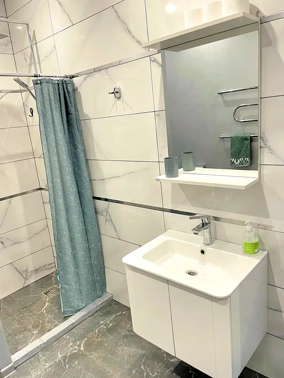 Таунхаус 120м2 с парковкой, 4 спальных комнаты, SPAR на Аксакова 125