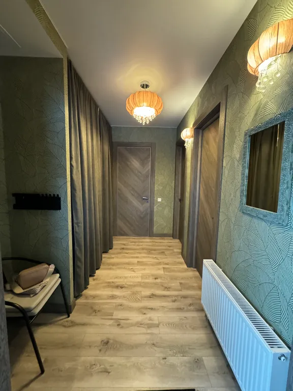 "Охта  Адвент" 53 м. "Лес" с камином у курорта