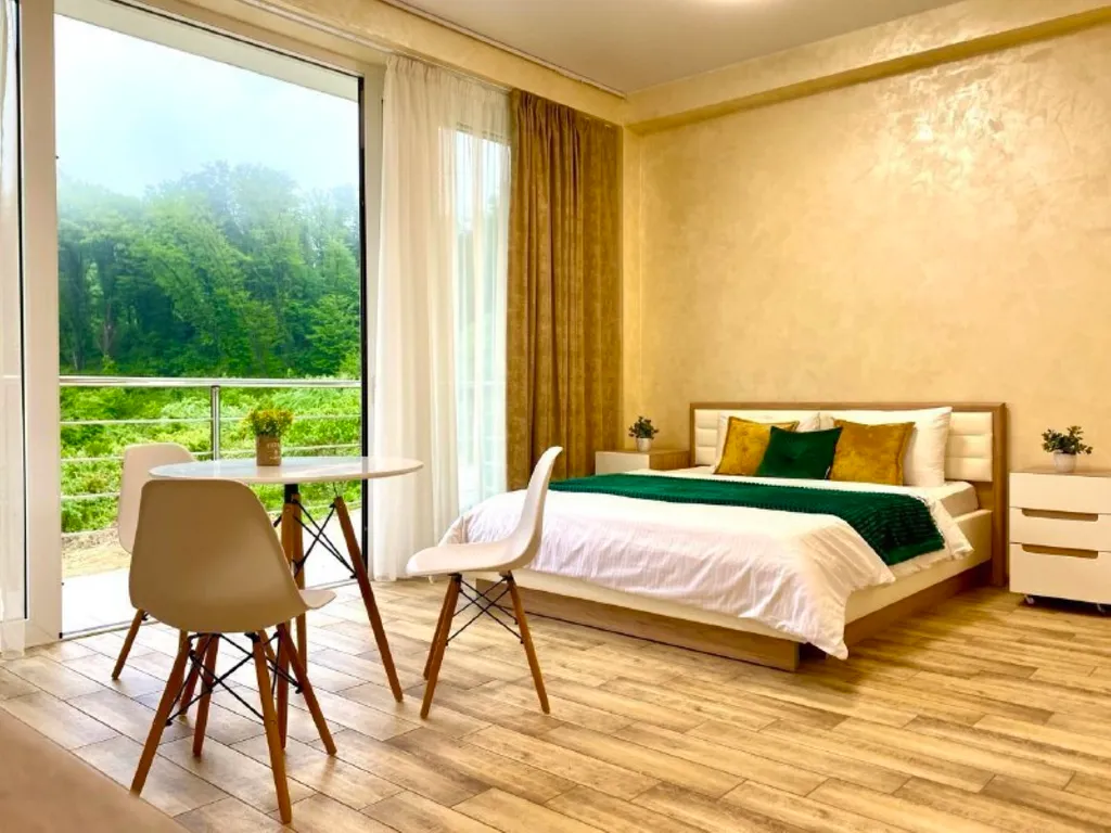 Квартира Квартира Студия с бассейном на территории — Сириус