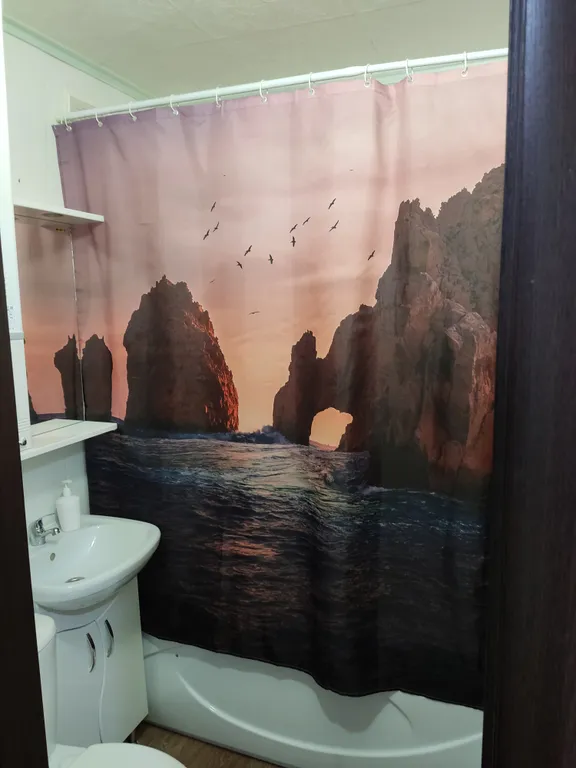 Квартира недалеко от ж/д вокзала, центра города и порта