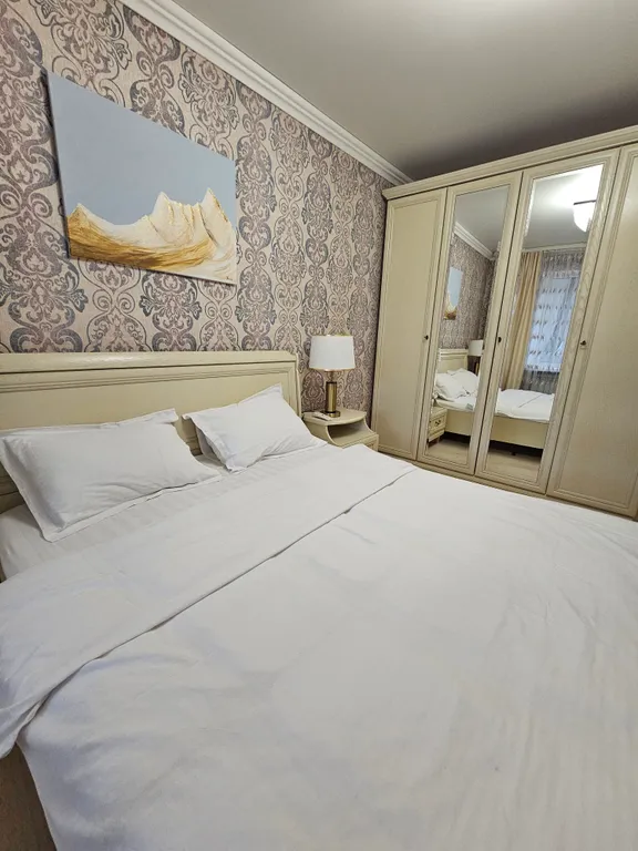 Апартамент Подсолнухи