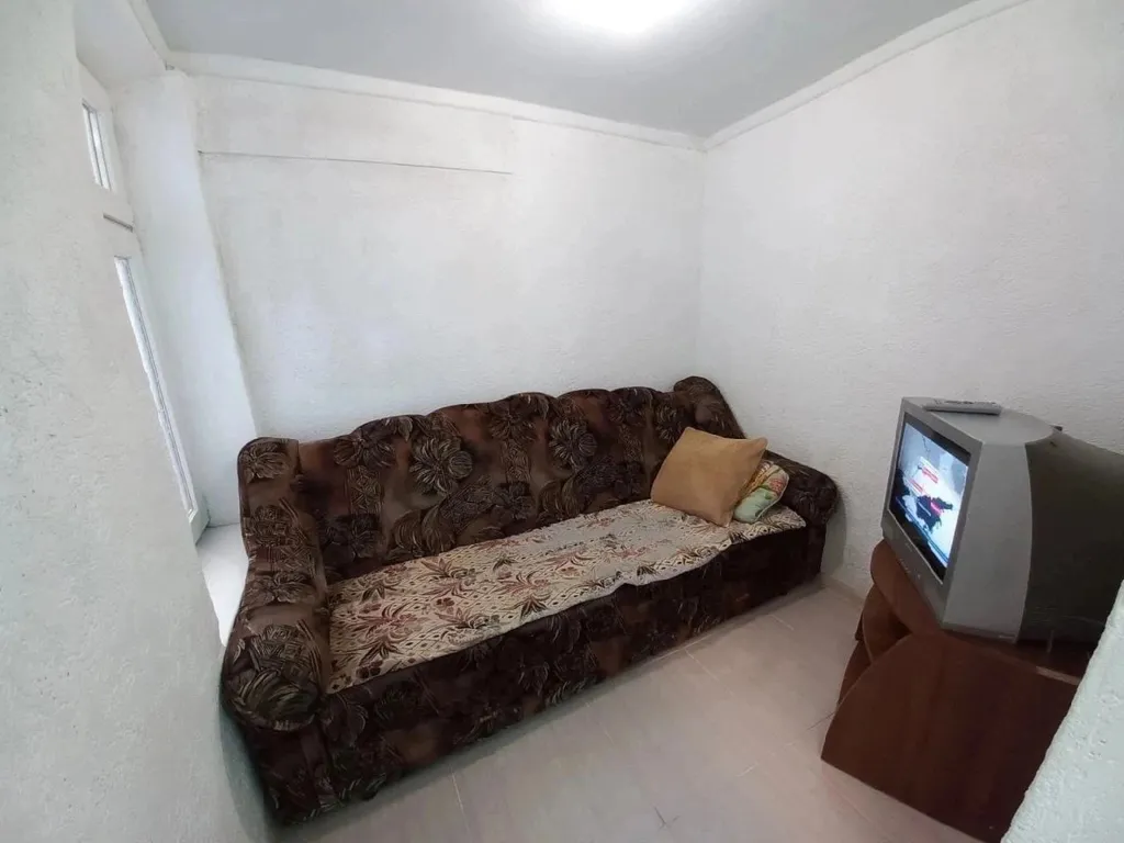 Квартира с двориком возле моря