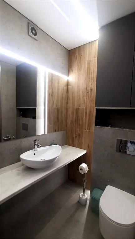 2-комнатная квартира у набережной в центре микрорайона Город Спутник