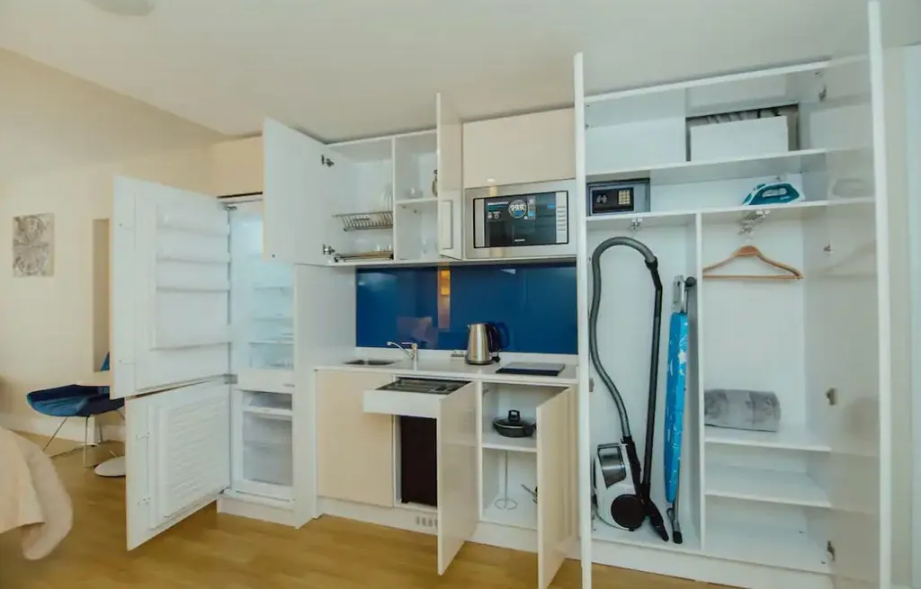 Orbi city view 13-62