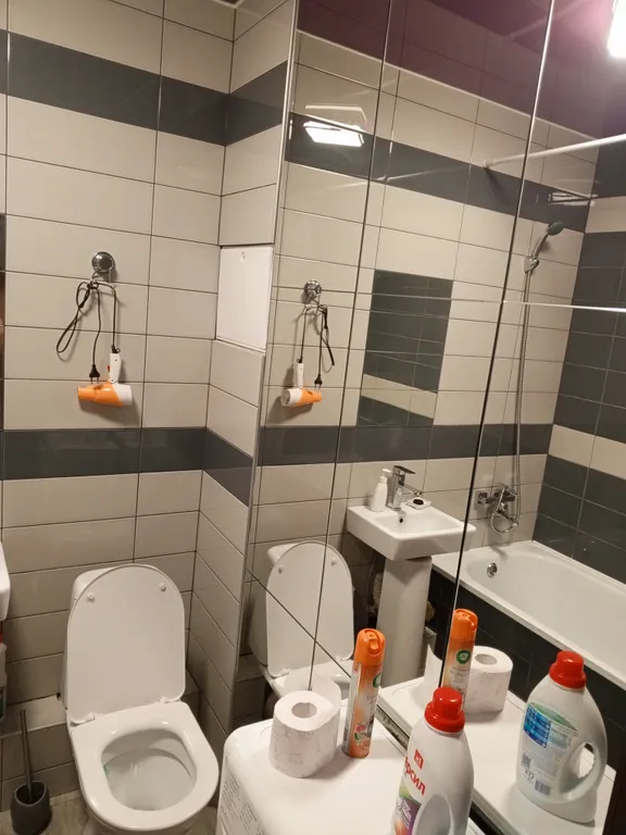 Студия на берегу реки