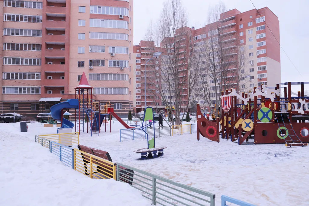 Квартира с необычной планировкой, камином и кондиционером