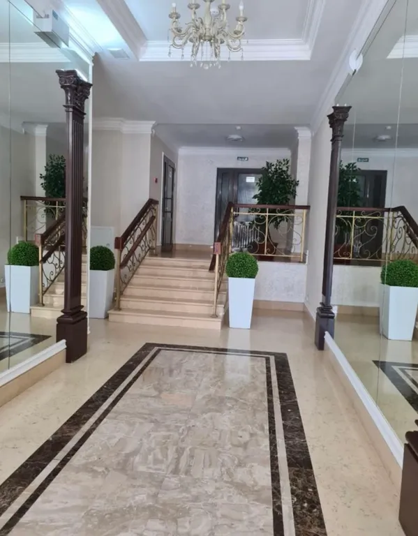 Квартира на набережной