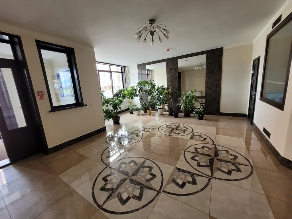 Апартаменты в новом доме около проспекта Ленина и парка Ангелов