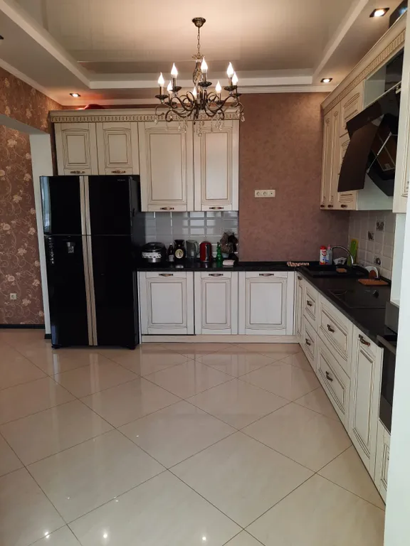 Квартира Просторная квартира в центре — Лазаревское