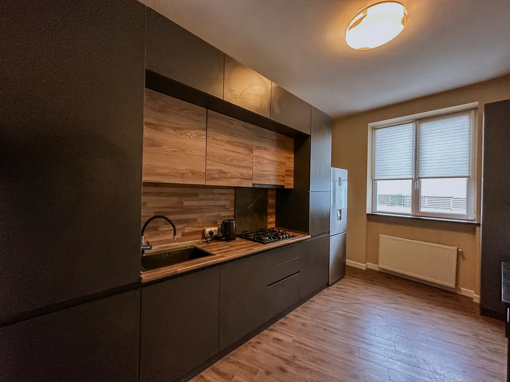 Лафамилия Тбилиси на площади Свободы