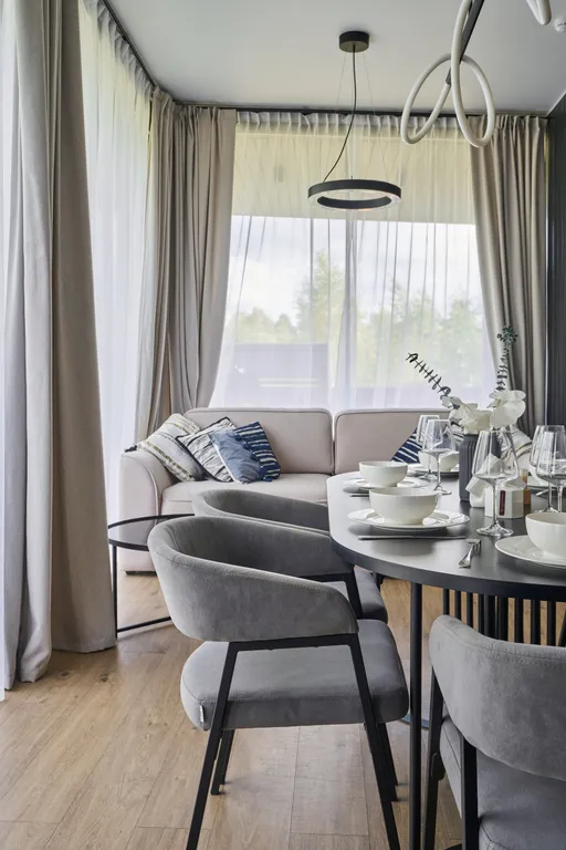 Большой панорамный дом с камином и сауной