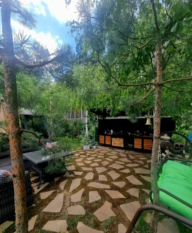 Brest dream garden. Атмосферный гестхаус с шикарным видом на лес