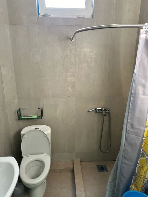 Квартира Комната на 2 этаже частного дома — Сухум