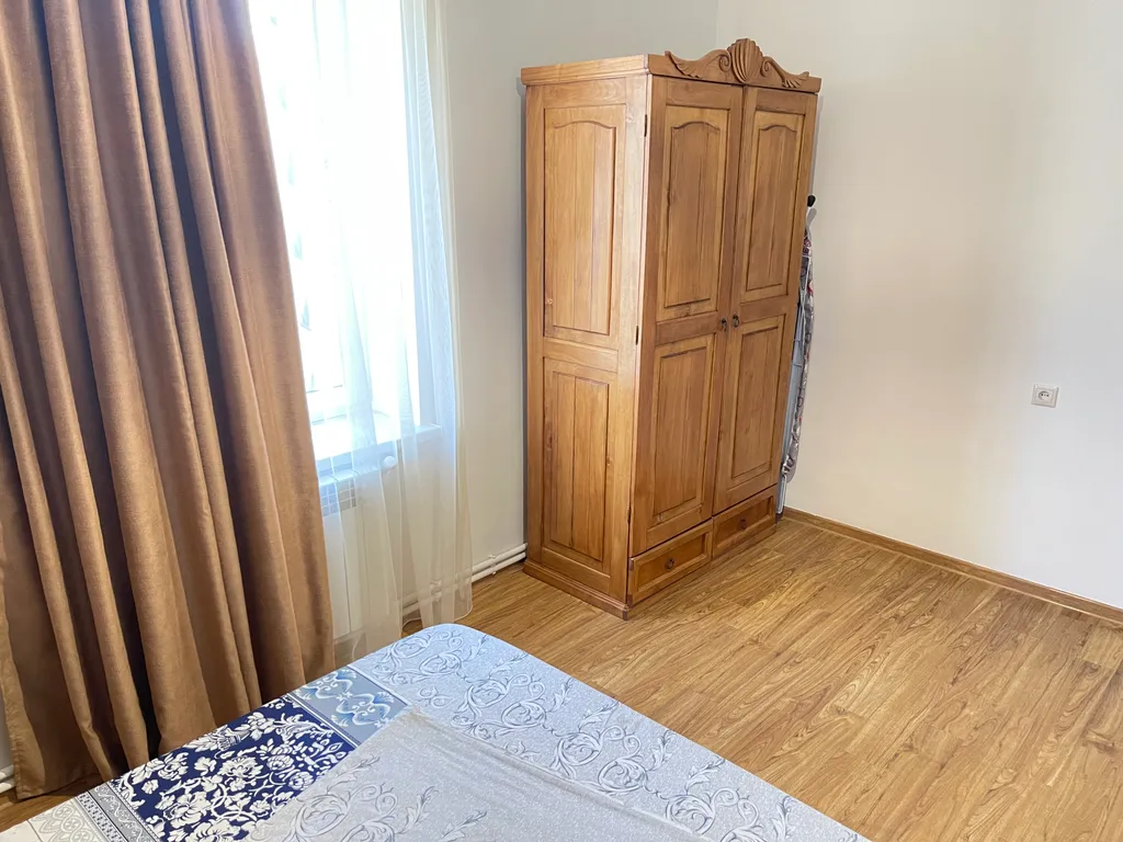 Шикарный дом в центре с бассейном