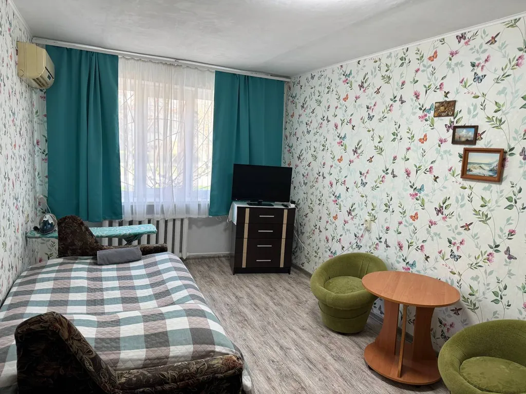 Квартира Квартира в 3 минутах от набережной — Феодосия