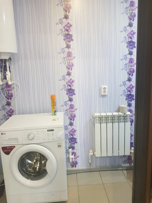 Уютный гостевой домик во дворе частной усадьбы