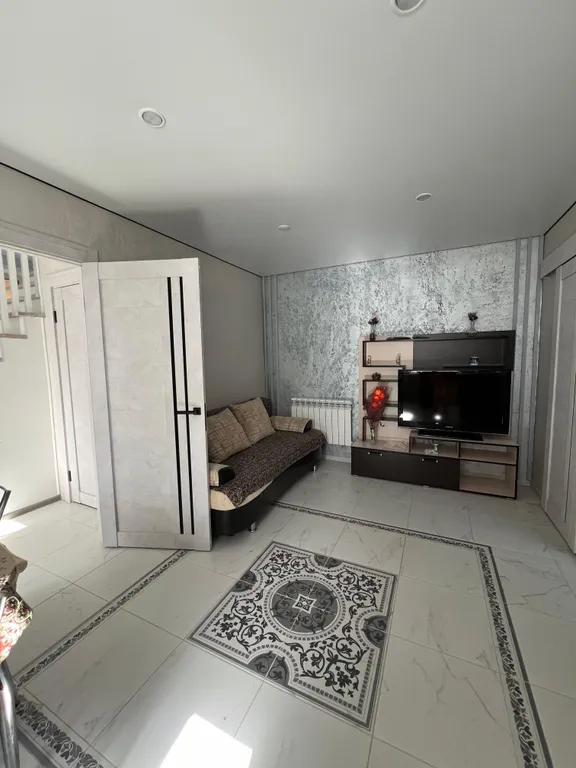 Уютный дом в черте города