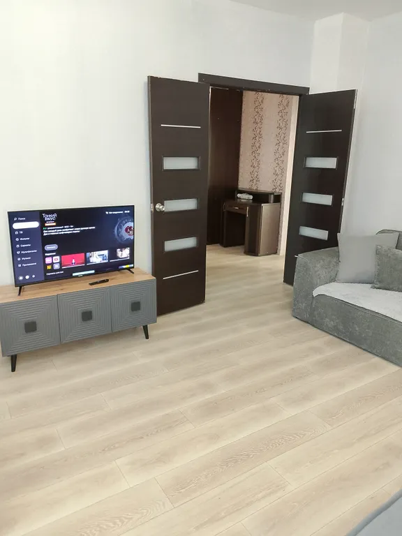 Квартира Квартира Уютная 3-х комнатная напротив ТРЦ Планета — Красноярск