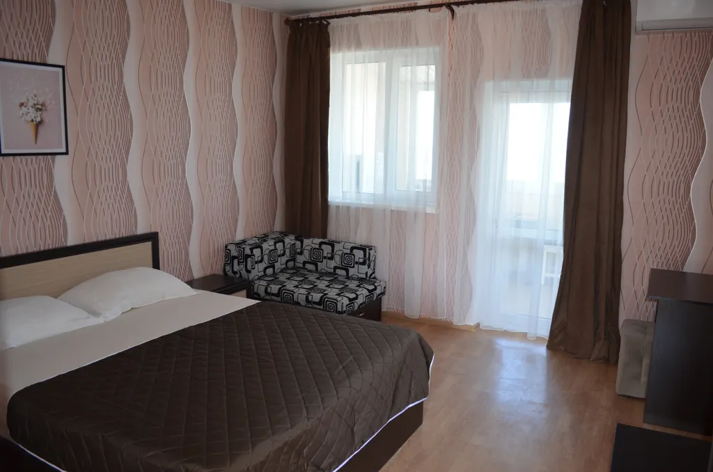 Комната с видом на море со всеми удобствами и отдельным входом