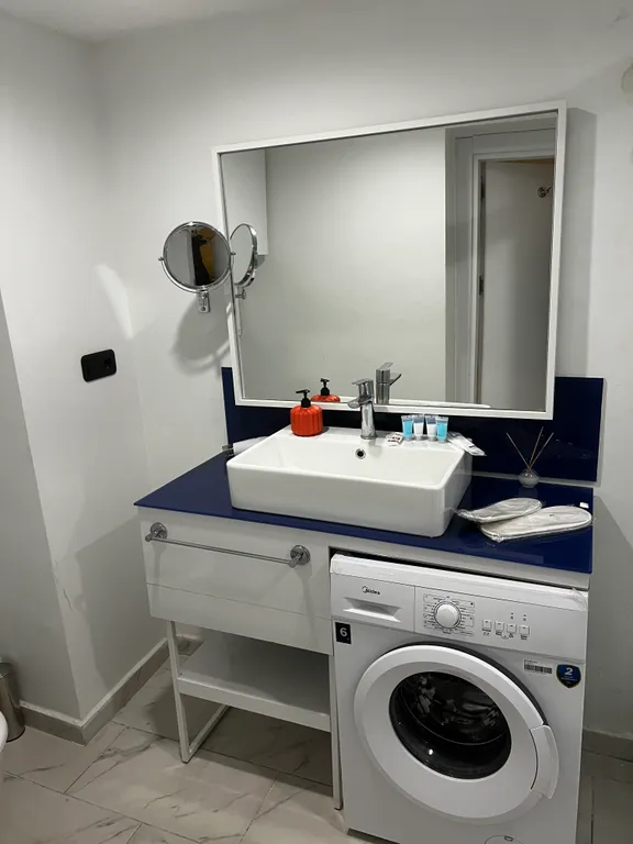 Апартаменты с видом море на высоком этаже