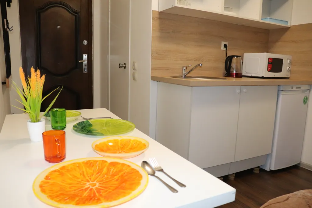 Светлая студия с двуспальным диваном у станции МЦД-4 Железнодорожная