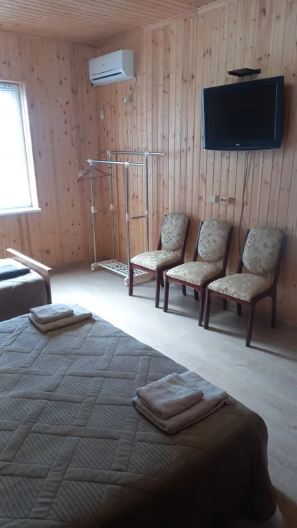 Уютный большой дом возле моря