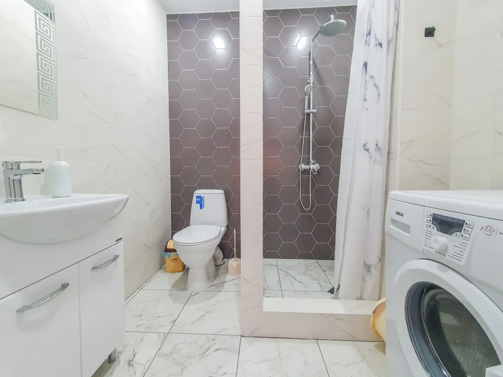 Отдельный дом на первой линии Азовского моря