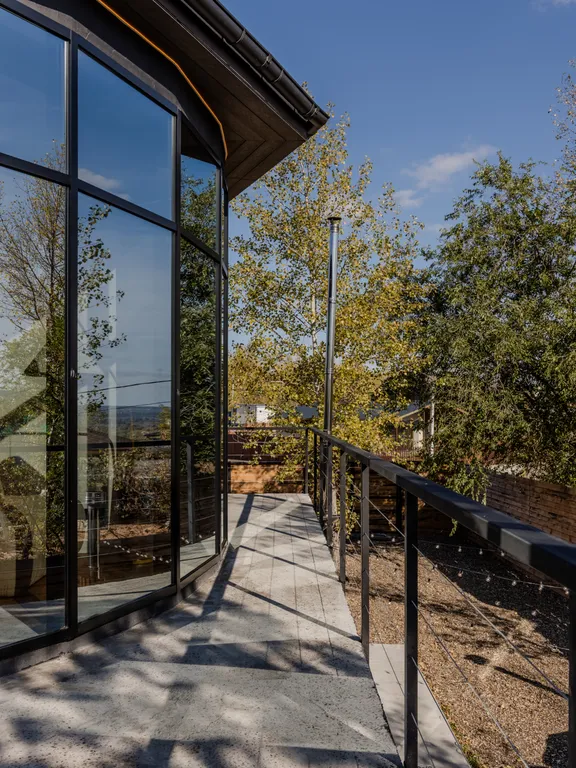 Уникальный Круглый дом с панорамой на горы и реку Сок