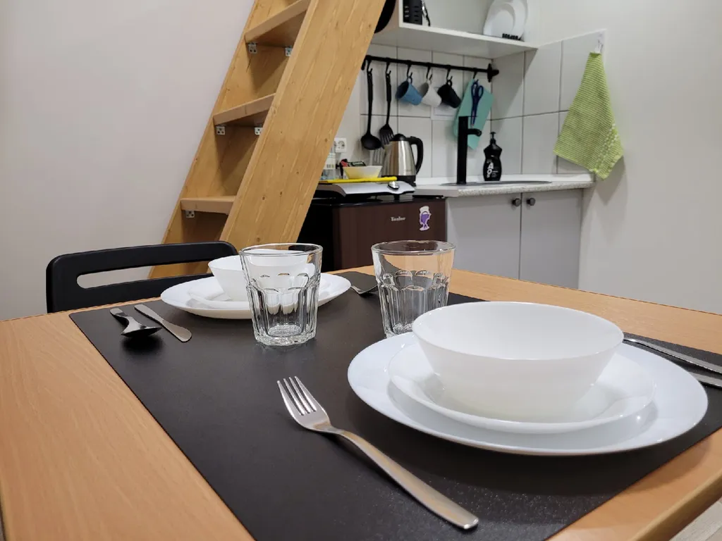 Лофт-4 Зелёная, клёвая двухуровневая студия в центре