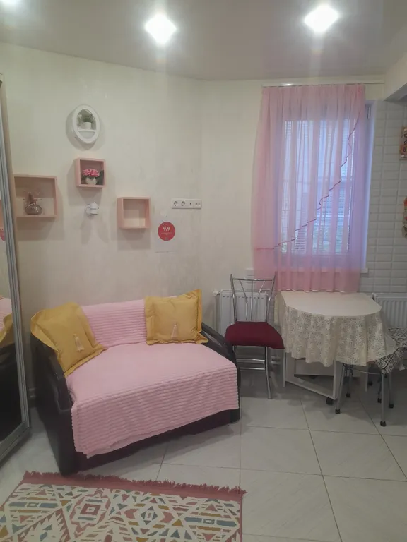 Студия в доме у моря