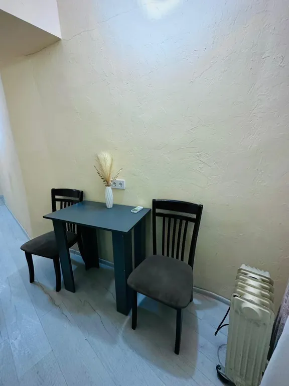 В центре рядом с музеем Сергея Параджанова