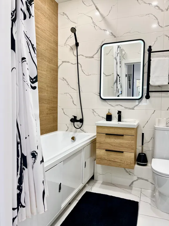 Студия с дизайнерским ремонтом