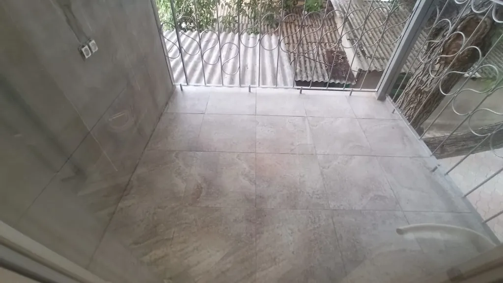 Уютный домик с отдельным двором в тихом районе города