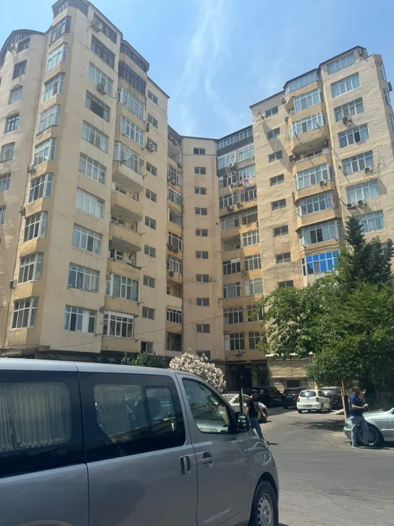 Apartment near metro Xatai