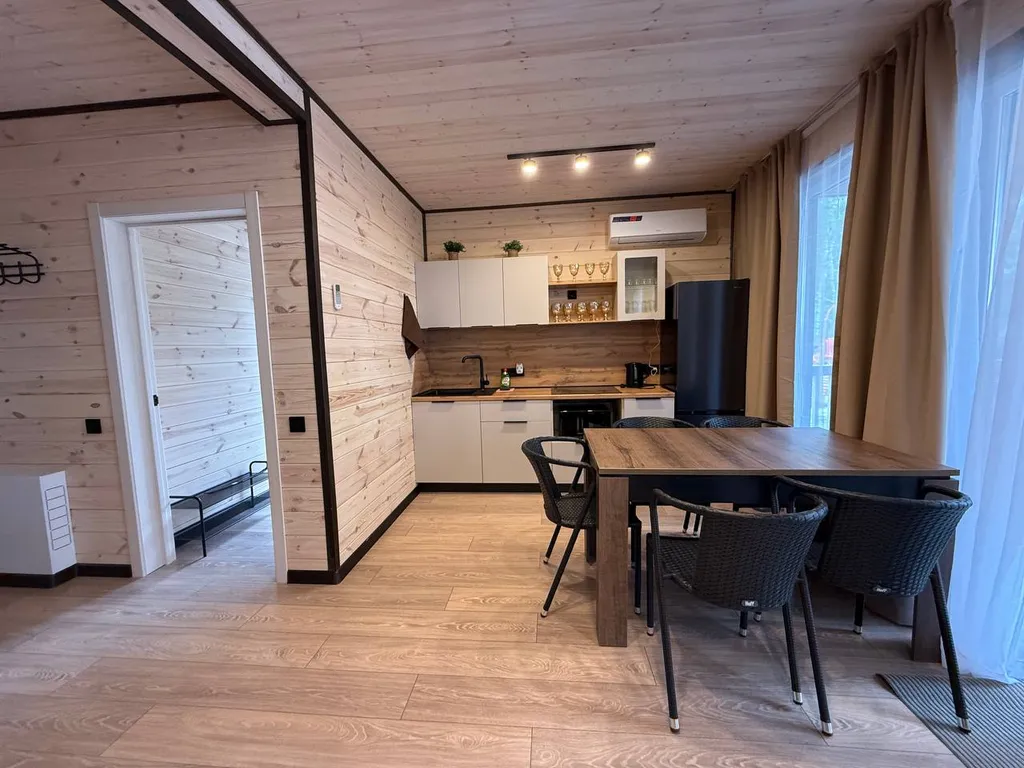 Комфортный дом на компанию с видом на озеро Тургояк