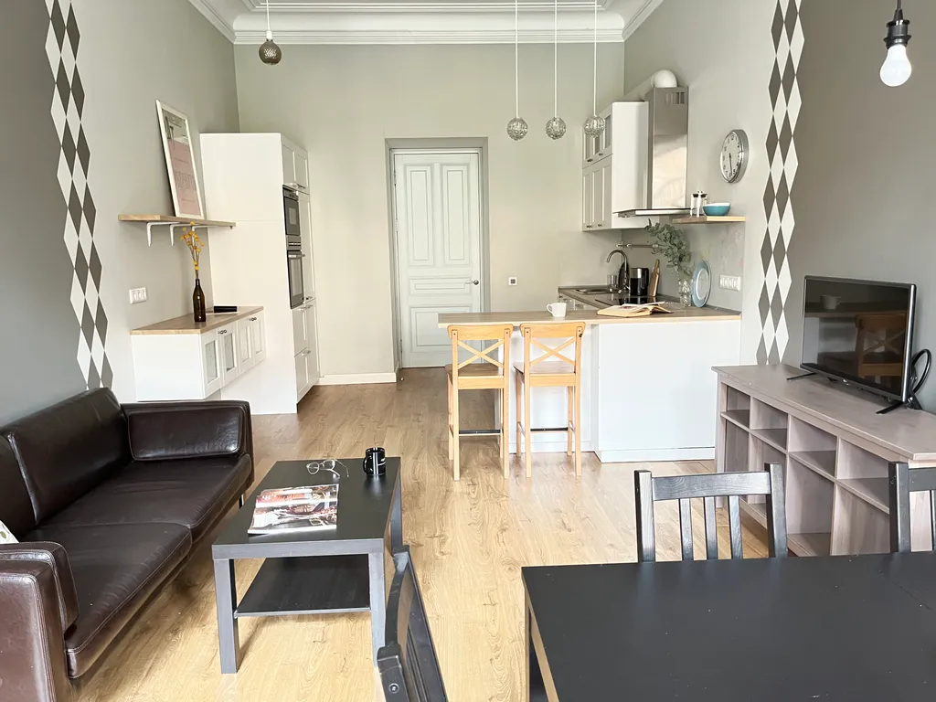 Квартира с двумя спальнями в доме-памятнике архитектуры