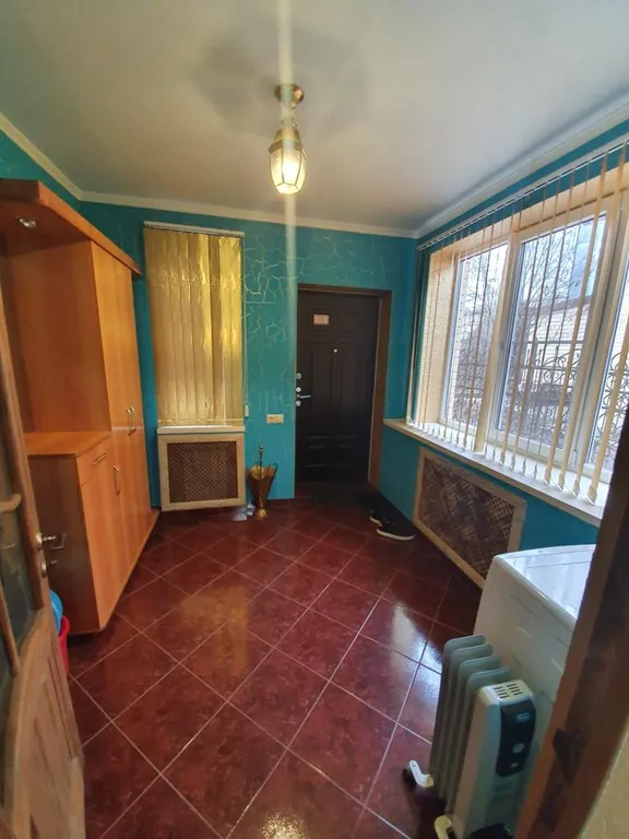 Часть дома из 3-комнат, с отдельным входом в центре курортной зоны