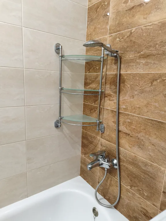 Квартира сомелье - кто от трёх суток повезёт вдвойне