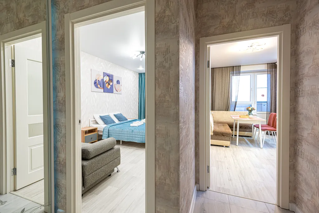 В центре у ТЦ Мега Молл, кондиционер, гостиничный сервис, бесконтактно