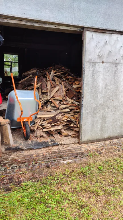 Настоящий деревенский домик в Карелии