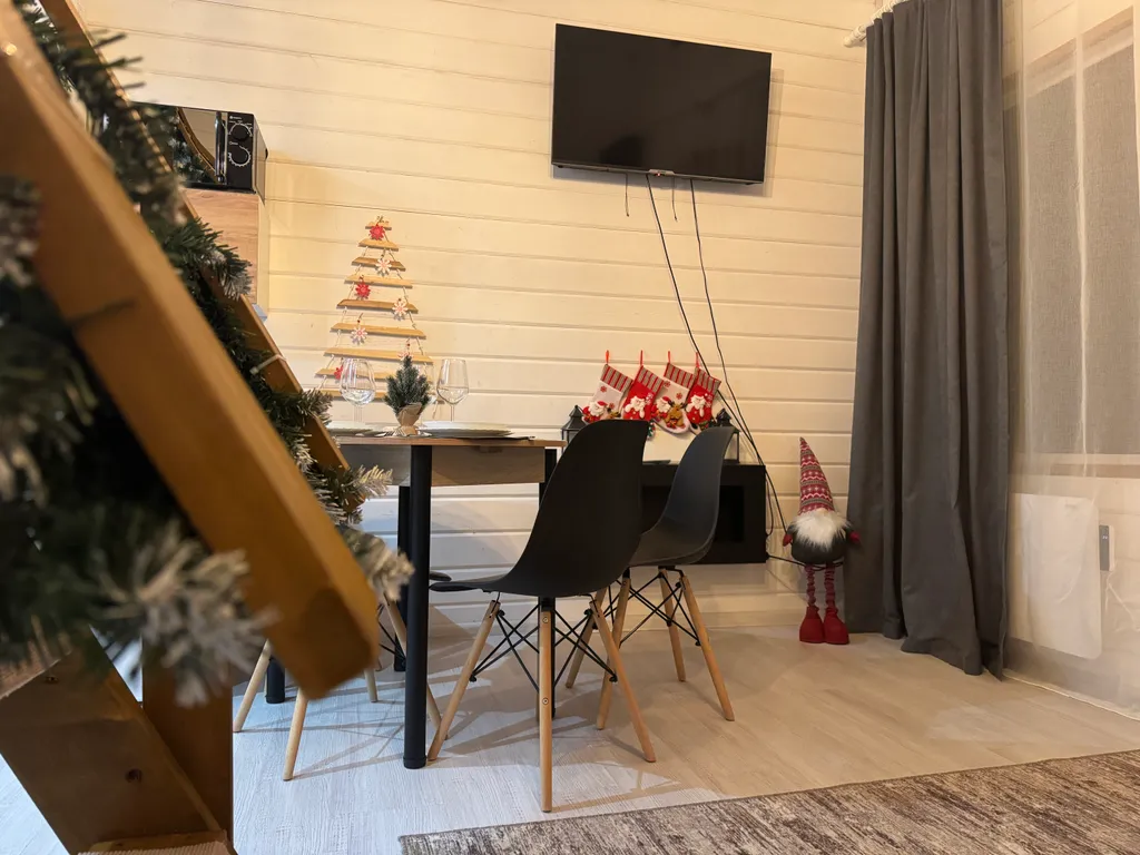 Коттедж Уютный домик барн хаус с сауной — Горный Щит