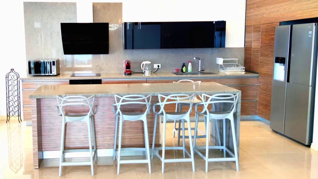 Пентхаус на берегу моря