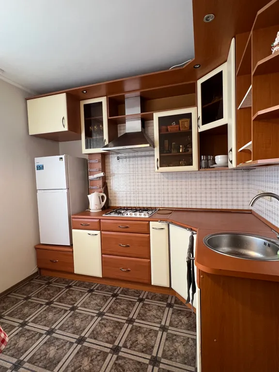 Двухкомнатная квартира, тихо, зелено, красиво